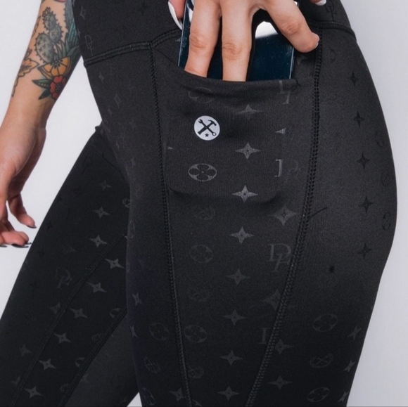 Black Bougie Dixxon Leggings Large - Picture 3 of 6